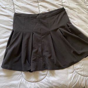 NWOT BLACK SKATER SKIRT